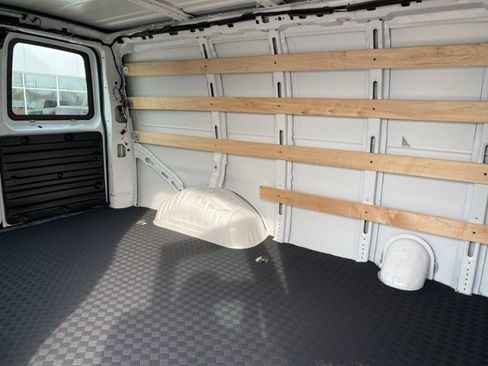 Used 2024 Chevrolet Express 2500 w/ Driver Convenience Package image 26