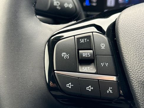 Used 2023 Ford Escape Active w/ Tech Pack #1 AWD/4WD image 29