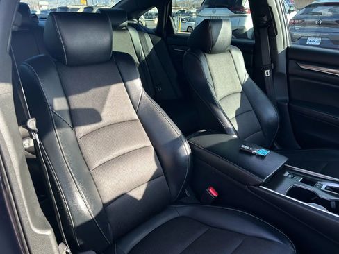 Used 2018 Honda Accord Sport image 27