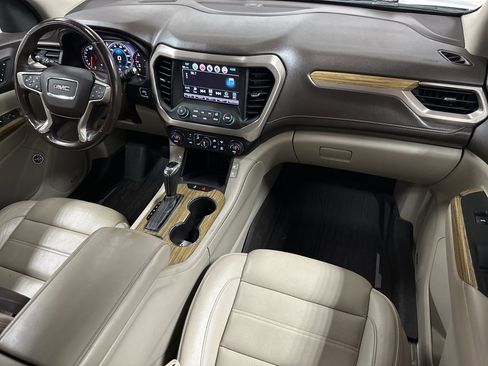 Used 2019 GMC Acadia Denali w/ Technology Package image 11