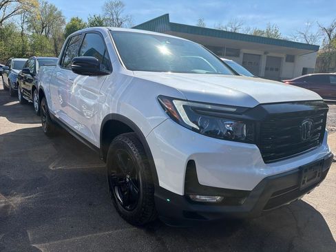 Used 2023 Honda Ridgeline Black Edition image 3