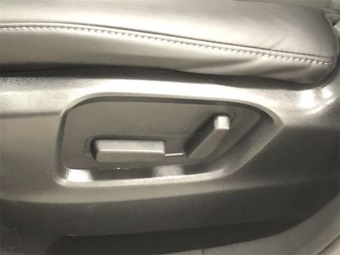 Used 2018 MAZDA CX-5 Touring image 12
