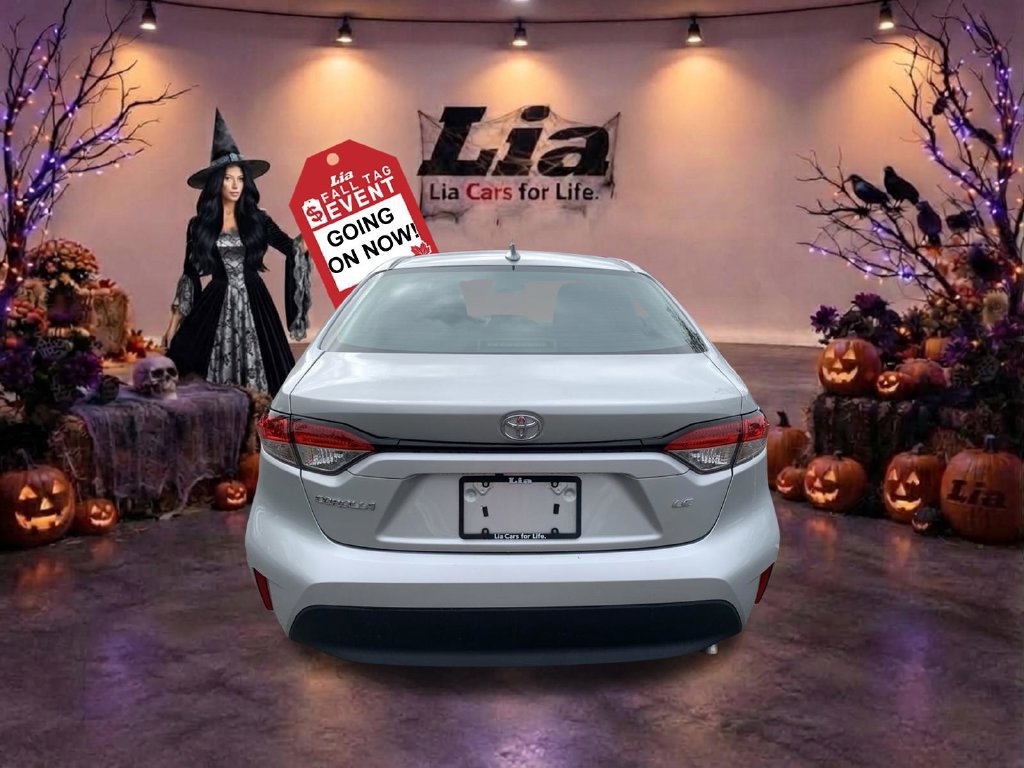 Used 2024 Toyota Corolla LE FWD image 4