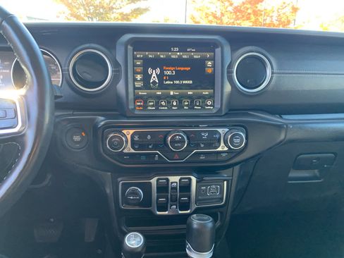 Used 2023 Jeep Wrangler Sahara w/ Cold Weather Group image 26