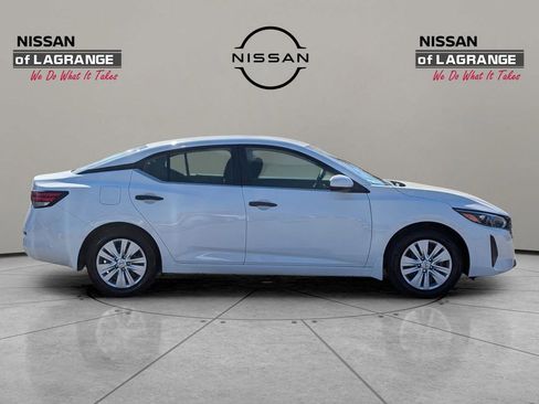New 2025 Nissan Sentra S image 4