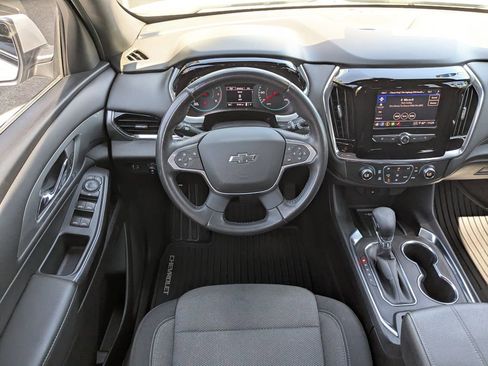 Certified 2022 Chevrolet Traverse LT w/ Midnight/Sport Edition FWD image 15