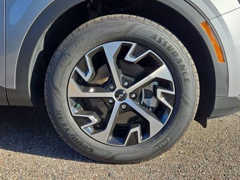 Used 2024 Kia Sportage EX image 35