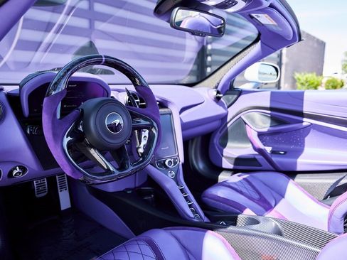 Used 2022 McLaren 765LT Base image 2