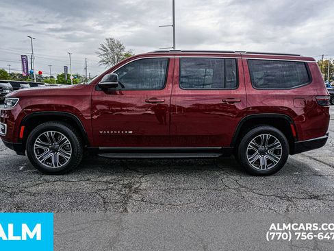 Used 2024 Jeep Wagoneer Series II w/ Flexible Seating Group RWD image 9