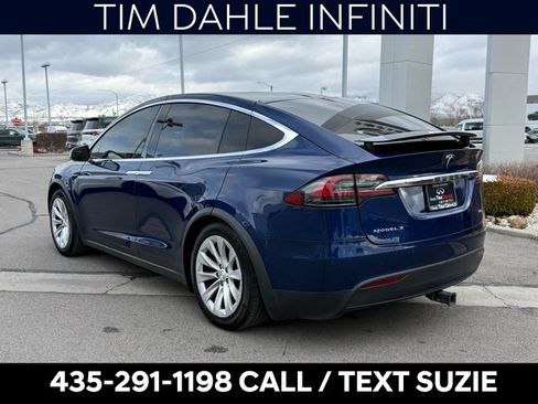 Used 2018 Tesla Model X 75D image 7