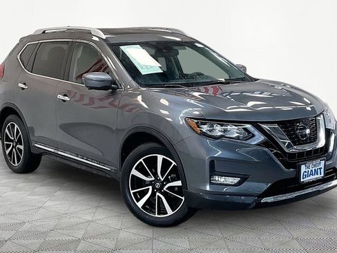 Used 2019 Nissan Rogue SL w/ Premium Package AWD/4WD image 3