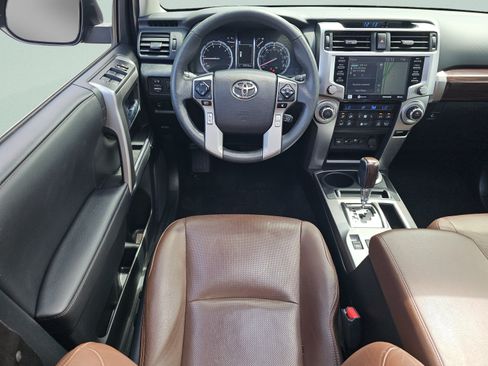 Used 2020 Toyota 4Runner Limited AWD/4WD image 4