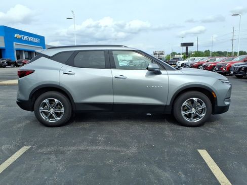 Used 2024 Chevrolet Blazer LT w/ Convenience Package AWD/4WD image 28