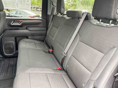 Used 2025 Chevrolet Silverado 2500 LT w/ Convenience Package AWD/4WD image 40