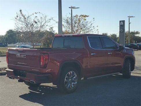 Used 2022 GMC Sierra 1500 Denali w/ Denali Reserve Package image 4