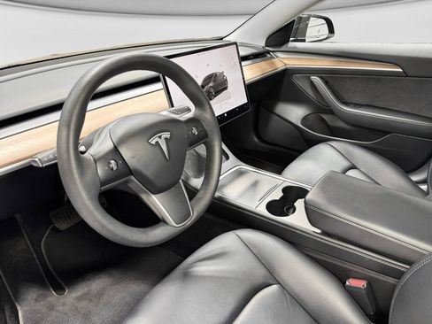 Used 2022 Tesla Model 3 Long Range image 17
