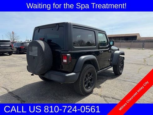 Used 2022 Jeep Wrangler Sport AWD/4WD image 3