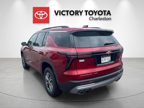 Used 2025 Chevrolet Traverse LT w/ LPO, Floor Liner Package AWD/4WD image 8