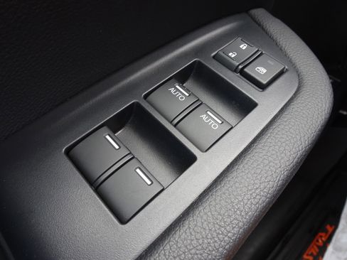 Used 2025 Honda Passport TrailSport image 26