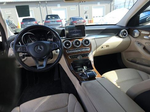 Used 2015 Mercedes-Benz C 300 4MATIC Sedan image 4