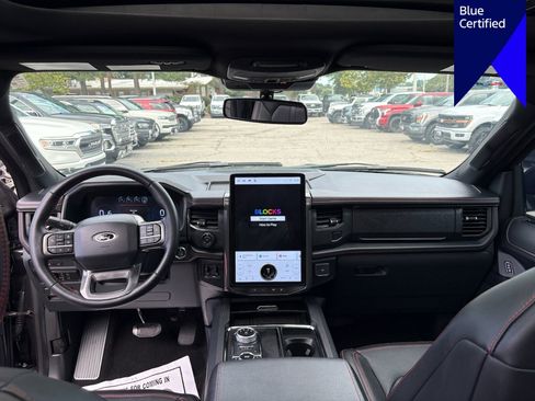 Used 2024 Ford Expedition Max Limited AWD/4WD image 12