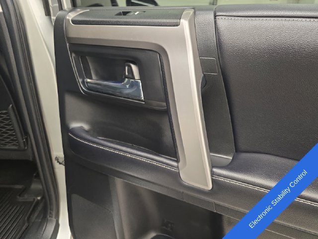 Used 2018 Toyota 4Runner Limited AWD/4WD image 14