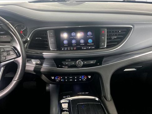 Used 2024 Buick Enclave Premium AWD/4WD image 6