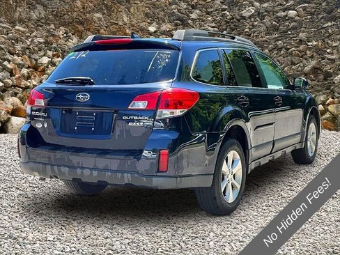 Used 2014 Subaru Outback 2.5i Limited w/ Moonroof Package AWD/4WD image 2