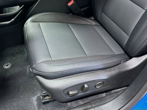 New 2026 Chevrolet Equinox EV LT FWD image 21