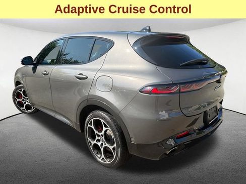 Used 2024 Alfa Romeo Tonale Veloce AWD/4WD image 10