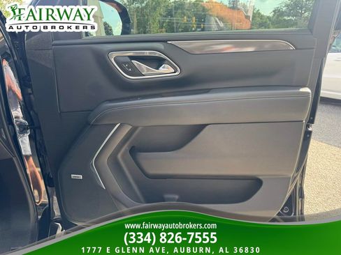 Used 2021 GMC Yukon AT4 AWD/4WD image 32
