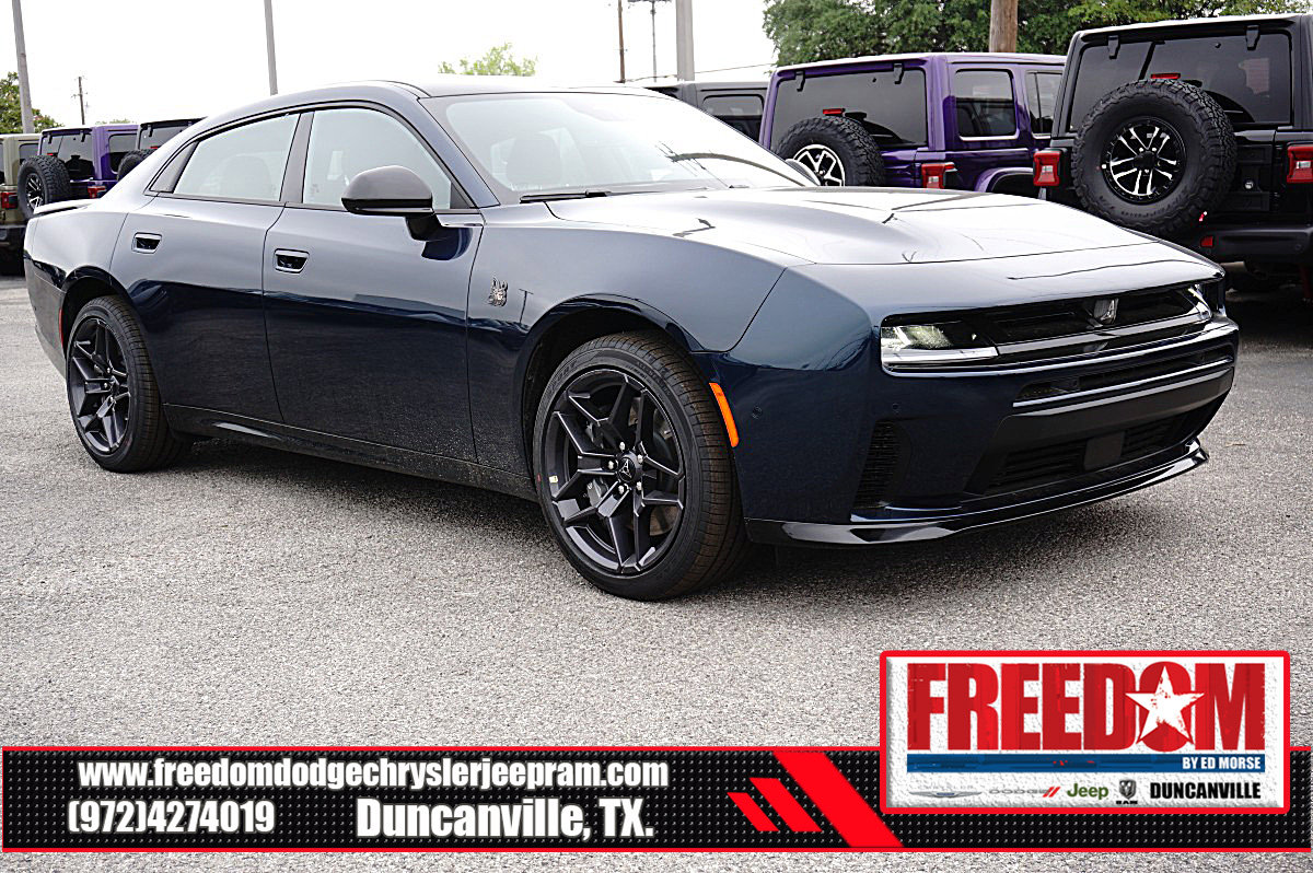New 2026 Dodge Charger Scat Pack w/ Blacktop Package AWD/4WD image 7
