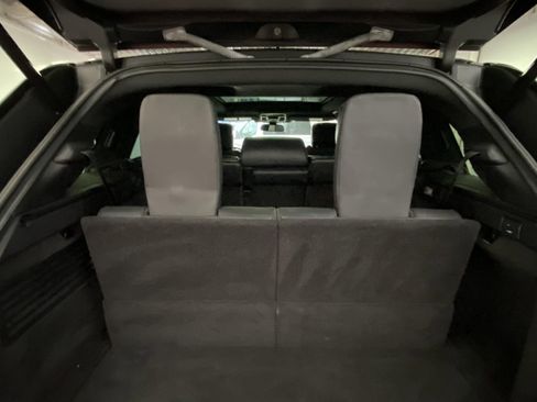 Used 2014 Land Rover Range Rover Sport HSE image 17