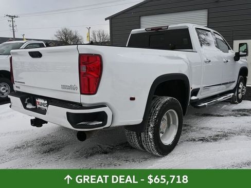 Used 2024 Chevrolet Silverado 3500 High Country w/ Technology Package image 7