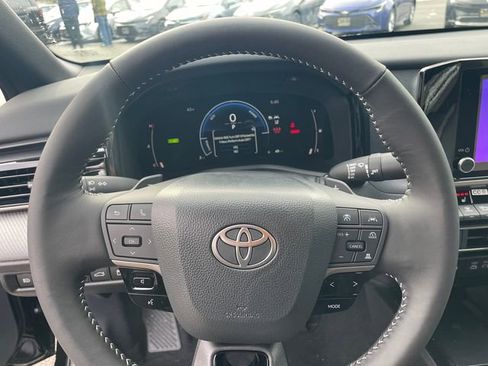 New 2026 Toyota Camry SE image 27