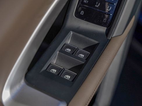 New 2025 Audi Q5 Prestige image 15