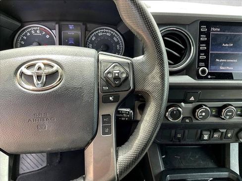 Used 2020 Toyota Tacoma TRD Off-Road AWD/4WD image 20