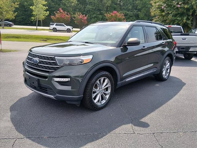 Certified 2023 Ford Explorer XLT w/ Equipment Group 202A AWD/4WD image 8