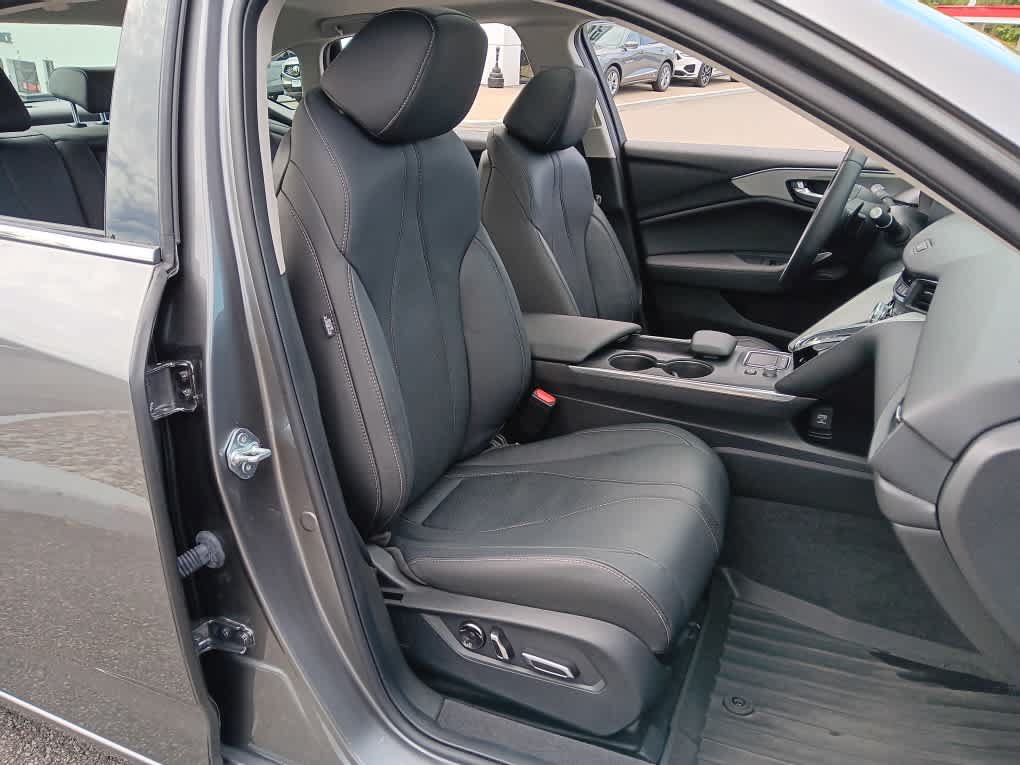 Used 2024 Acura TLX w/ Technology Package FWD image 19