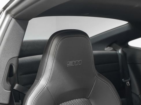 Certified 2024 Porsche 911 Carrera T RWD image 28