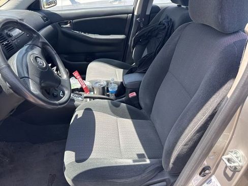 Used 2004 Toyota Corolla LE FWD image 7