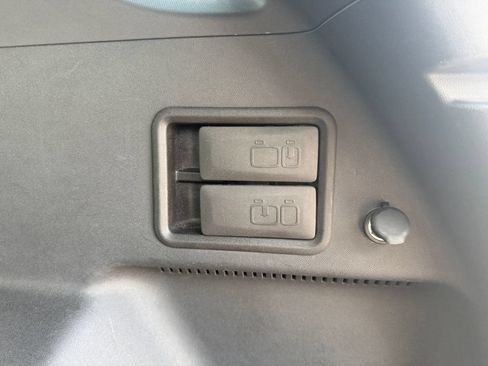 Used 2020 Chevrolet Equinox LT AWD/4WD image 13