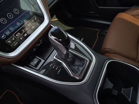 Used 2020 Subaru Outback Touring XT image 21