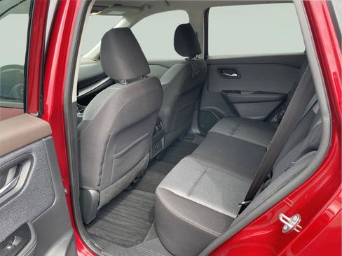 Used 2021 Nissan Rogue SV AWD/4WD image 13