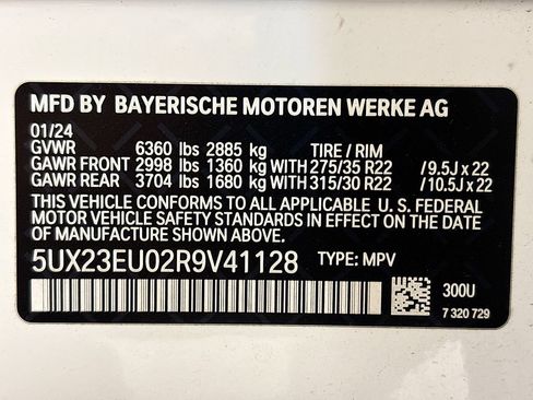 Used 2024 BMW X5 xDrive40i w/ Parking Assistance Package AWD/4WD image 25
