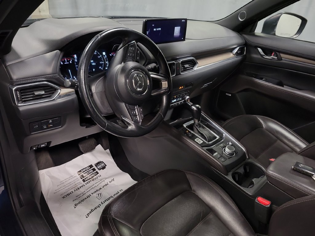 Used 2023 MAZDA CX-5 Signature AWD/4WD image 17