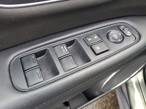 Used 2018 Honda HR-V EX image 18