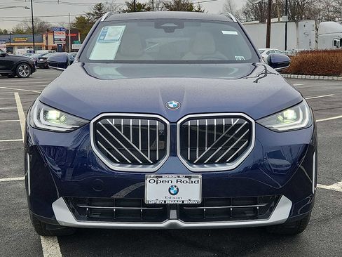 Used 2025 BMW X3 xDrive30i w/ Premium Package image 2