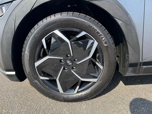 Certified 2024 Hyundai Ioniq 5 SEL AWD/4WD image 2