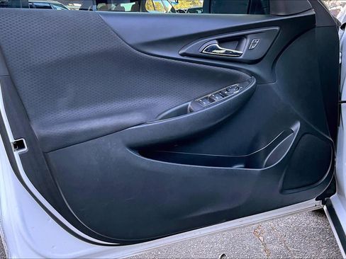 Used 2020 Chevrolet Malibu LT image 21